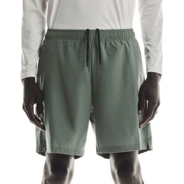 On 7inch Core Shorts Herren olive