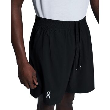 On 7inch Core Shorts Herren black