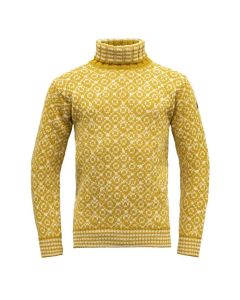 Devold Svalbard Wool High Neck arrowwood/offwhite