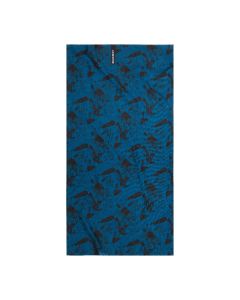 Mammut Neck Gaiter Climbing Scene deep ice